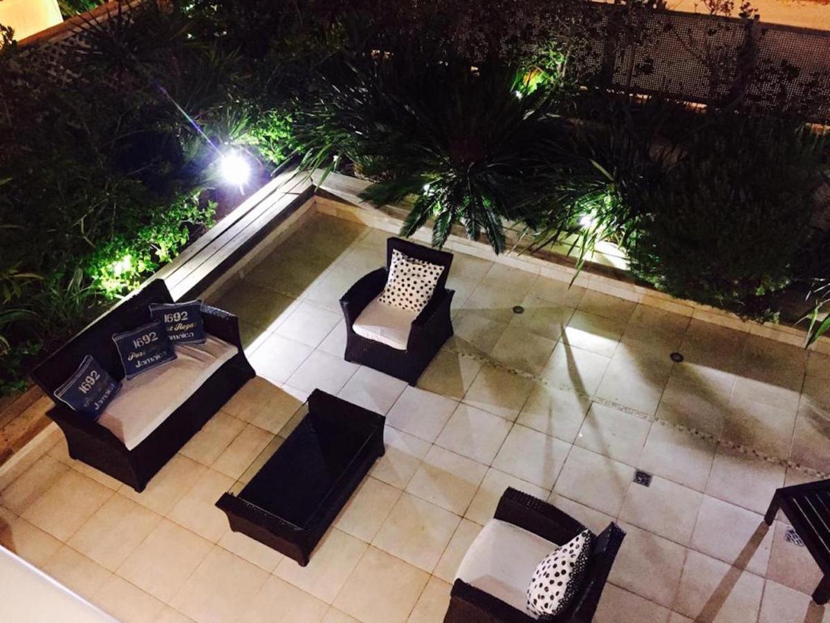 Regency Residence With Pool - Next The Beach Herzelia 外观 照片