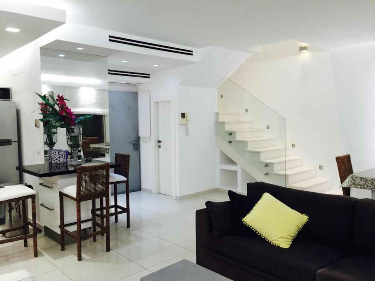 Regency Residence With Pool - Next The Beach Herzelia 外观 照片